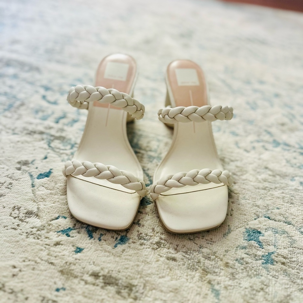 Dolce Vita Ivory Stella Heel